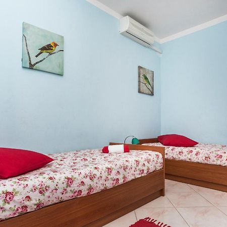 Apartments Catic ウマグ 部屋 写真