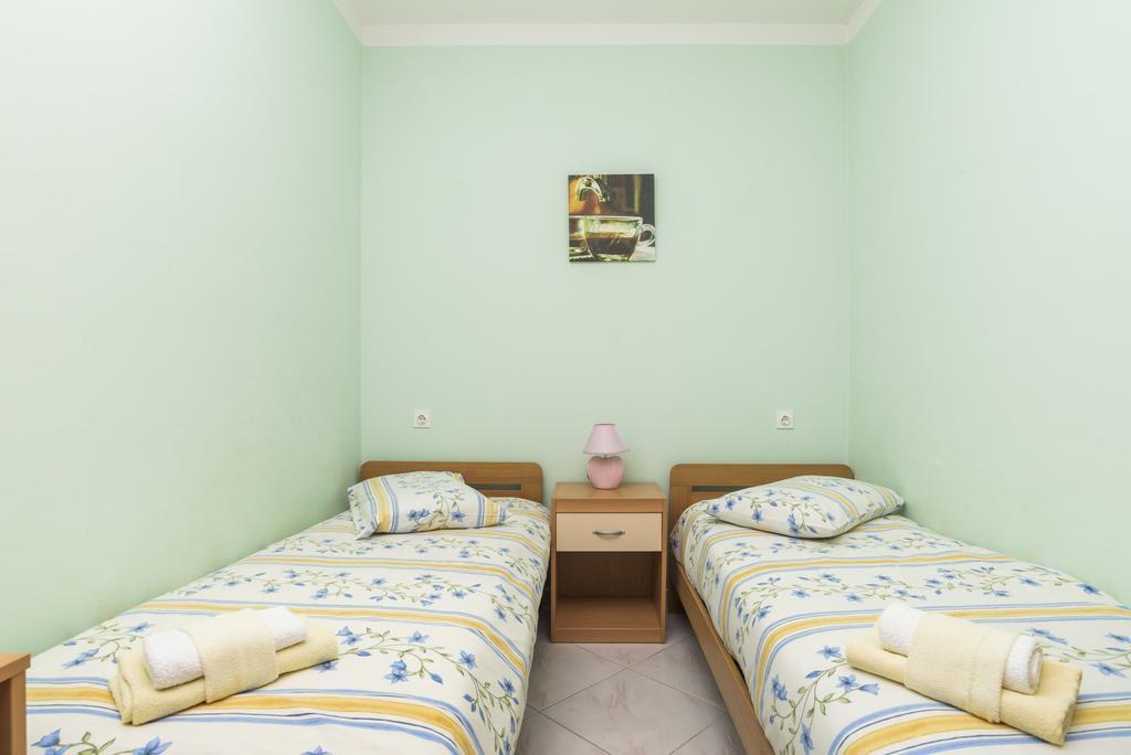 Apartments Catic ウマグ エクステリア 写真