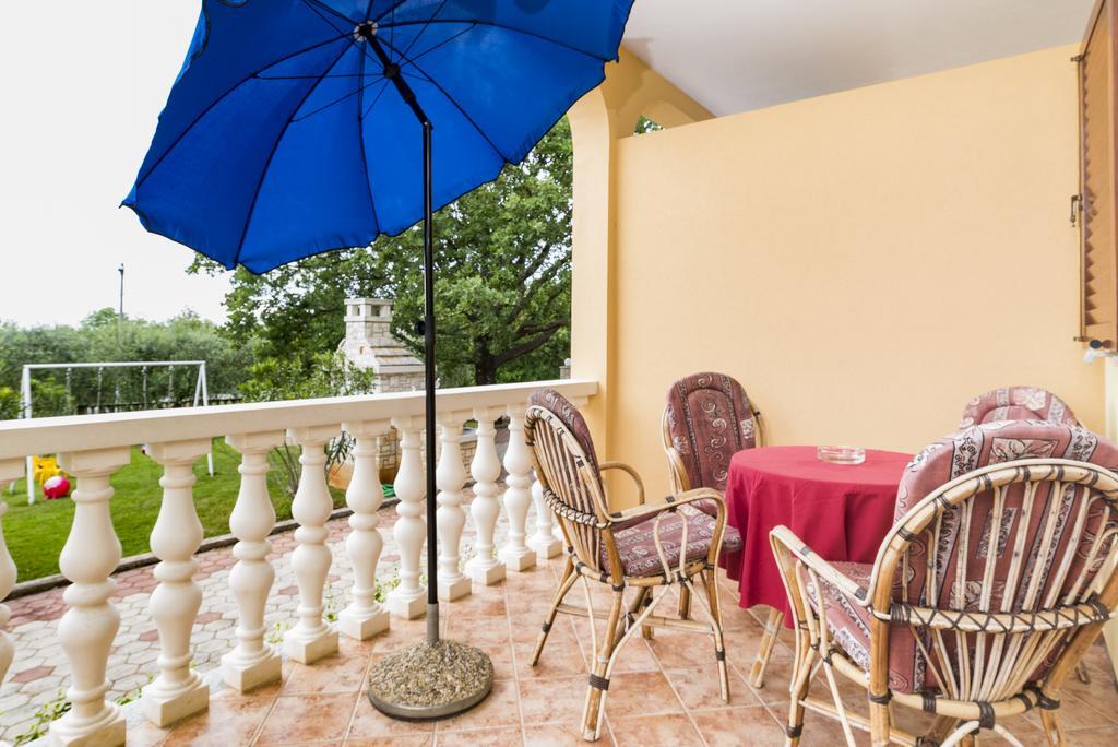 Apartments Catic ウマグ 部屋 写真