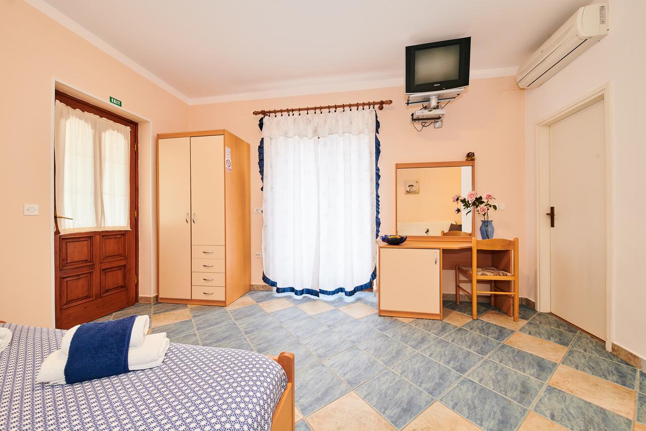 Apartments Catic ウマグ エクステリア 写真