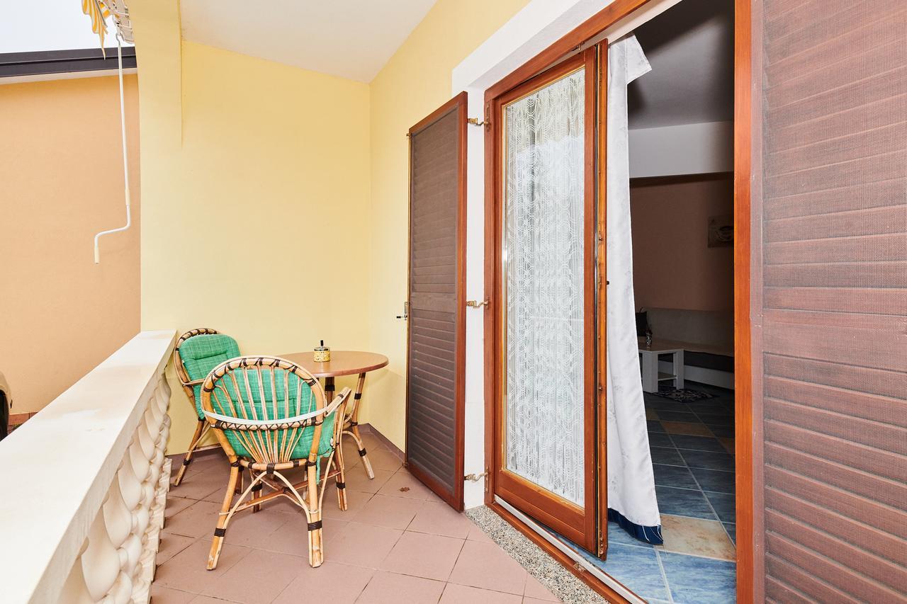 Apartments Catic ウマグ エクステリア 写真